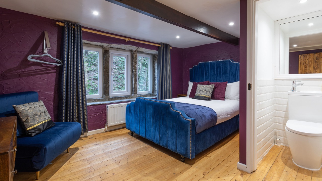 Photo of Bedroom in Todmorden