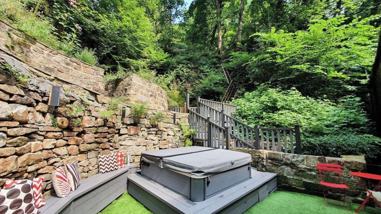 Photo of Patio Balcony in Todmorden