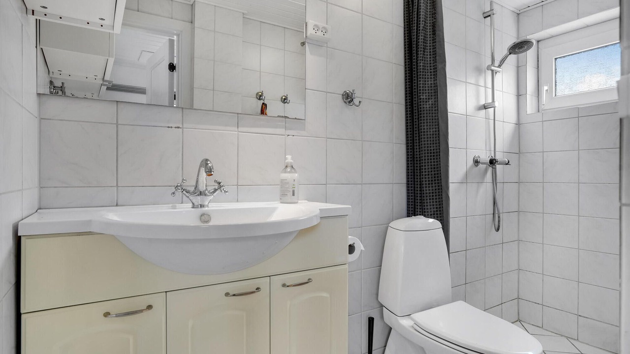 Photo of Bathroom in Strandby