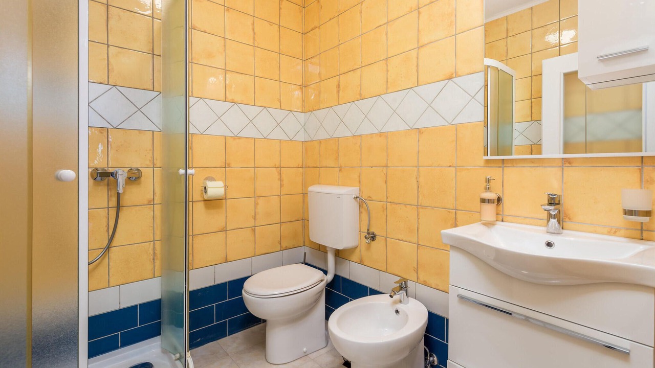 Photo of Bathroom in Pobri
