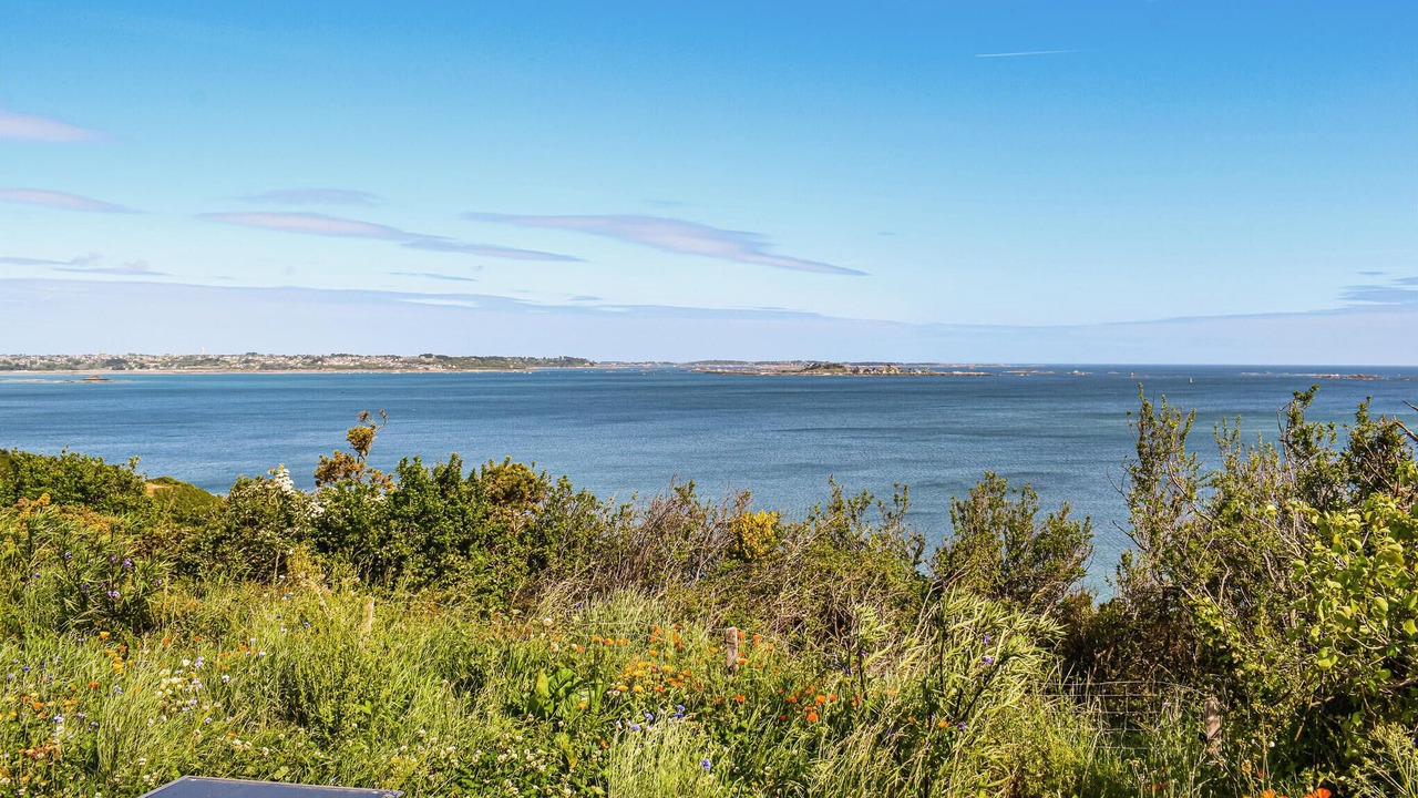 Photo of Bedroom in Plouezec