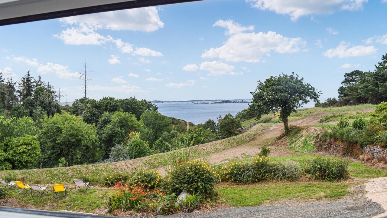 Photo of Bedroom in Plouezec