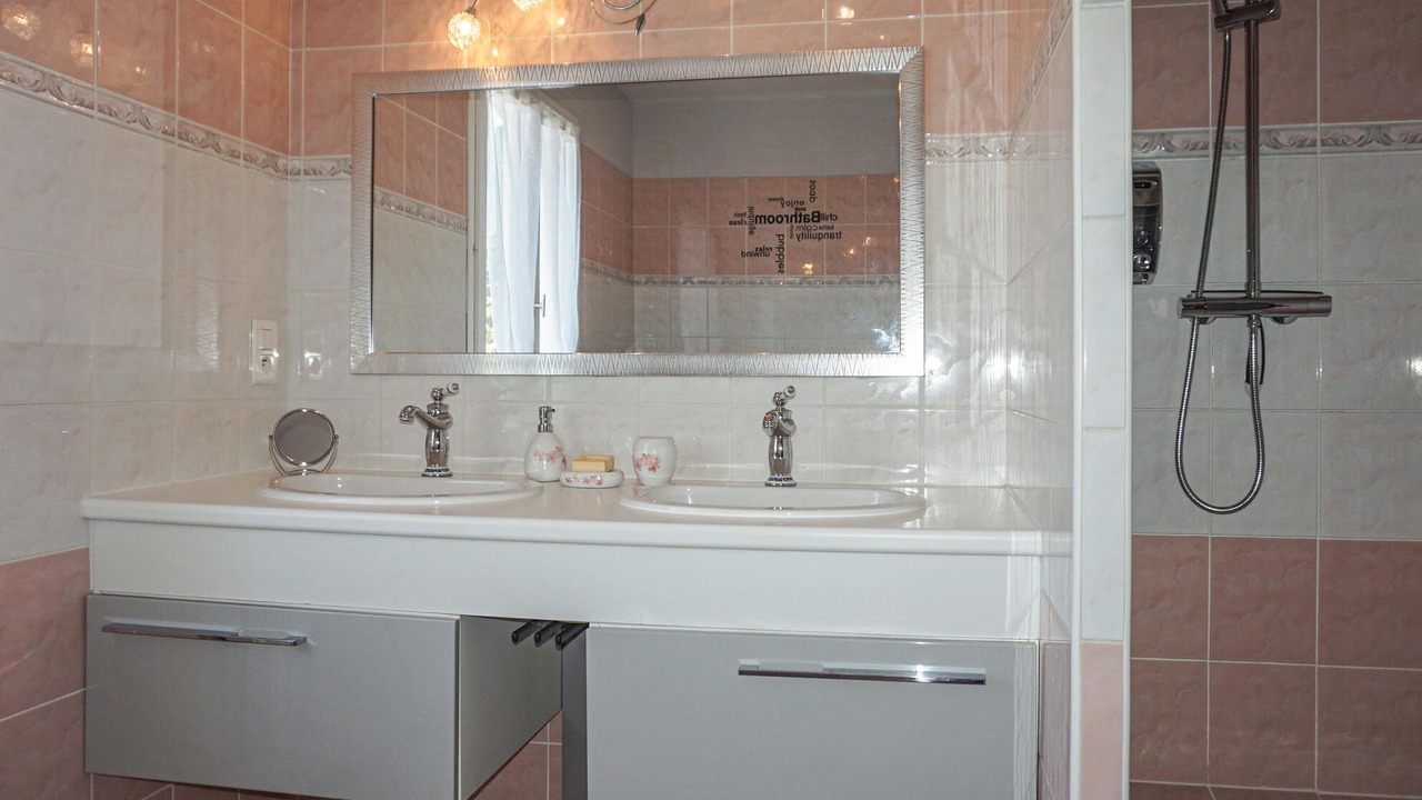 Photo of Bathroom in Carcassonne