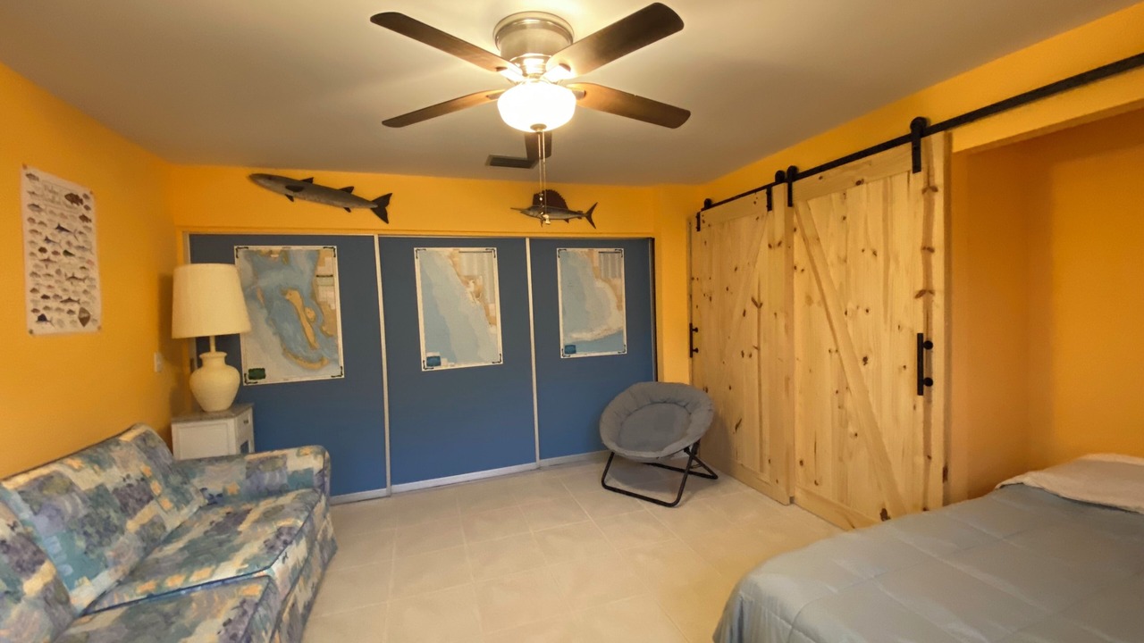 Photo of Bedroom in Saint James City