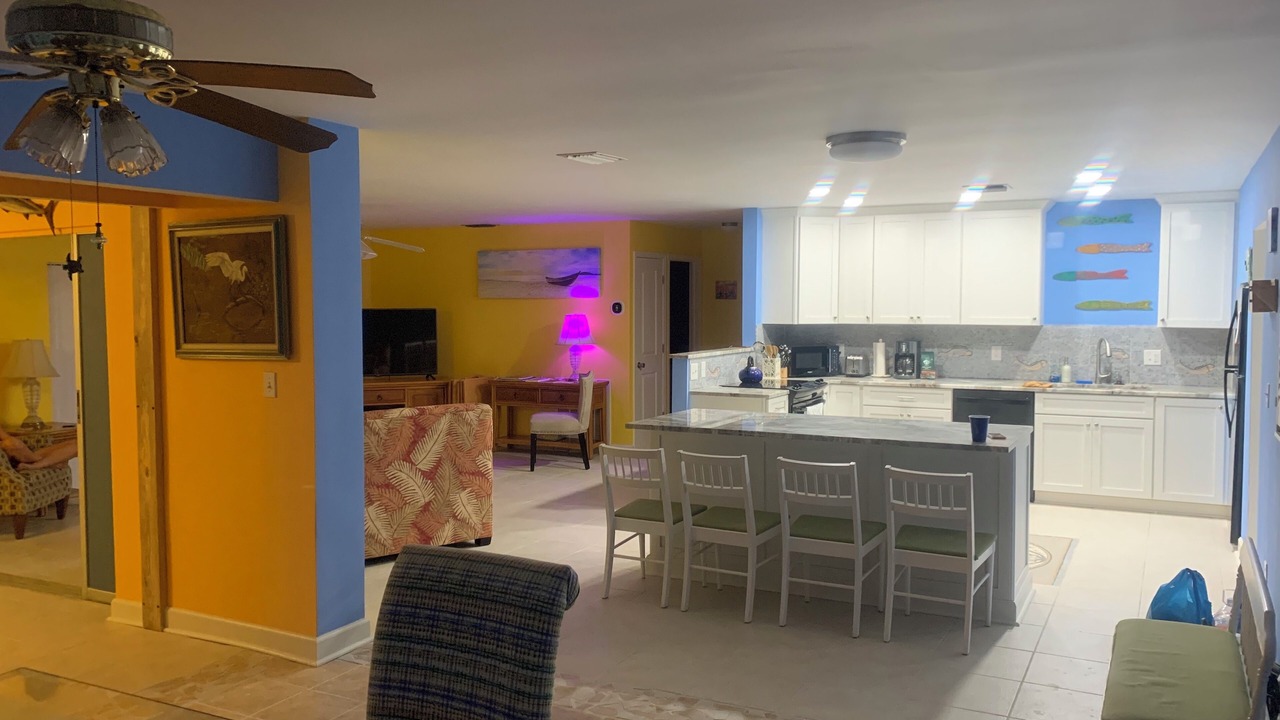 Photo of Livingroom in Saint James City