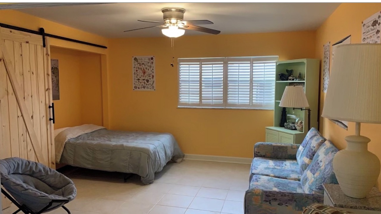 Photo of Bedroom in Saint James City