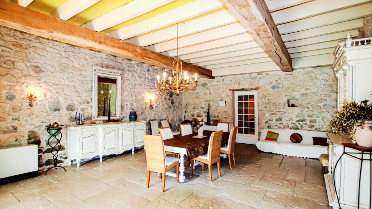 Photo of Bedroom in Loriol-sur-Drome