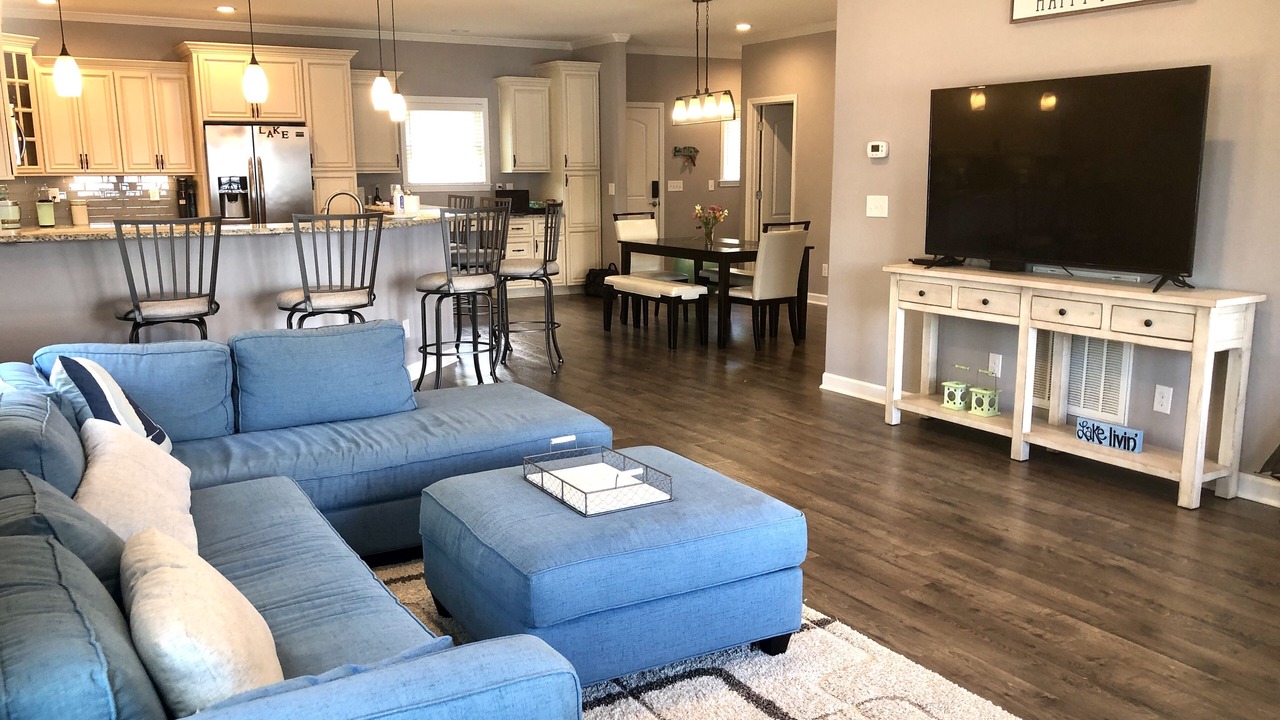 Photo of Bedroom in Southmont