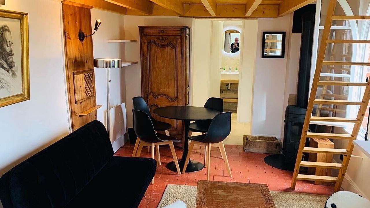 Photo of Others in Pinterville