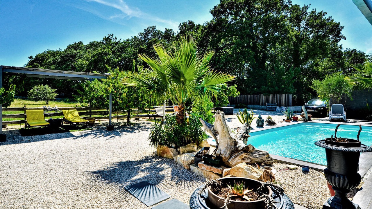 Photo of Outdoor in Saint-Victor-la-Coste