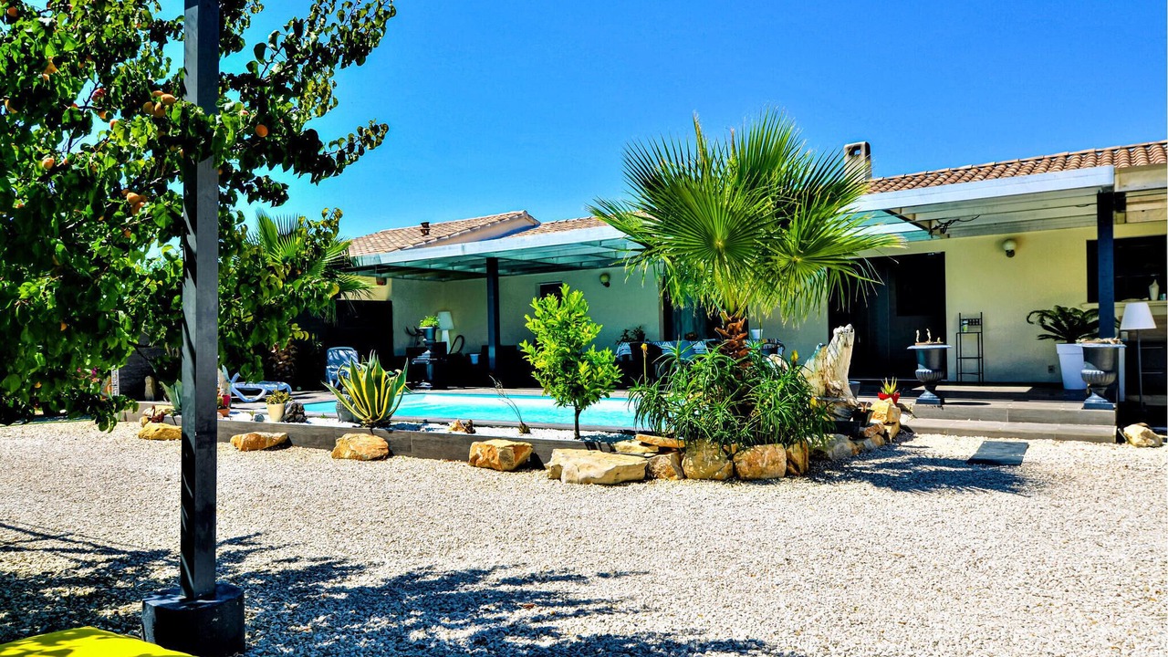 Photo of Outdoor in Saint-Victor-la-Coste