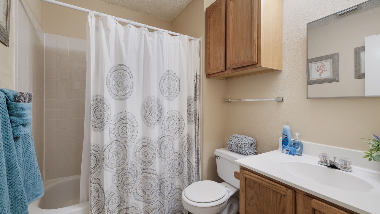 Photo of Bathroom in Northwest Crossing