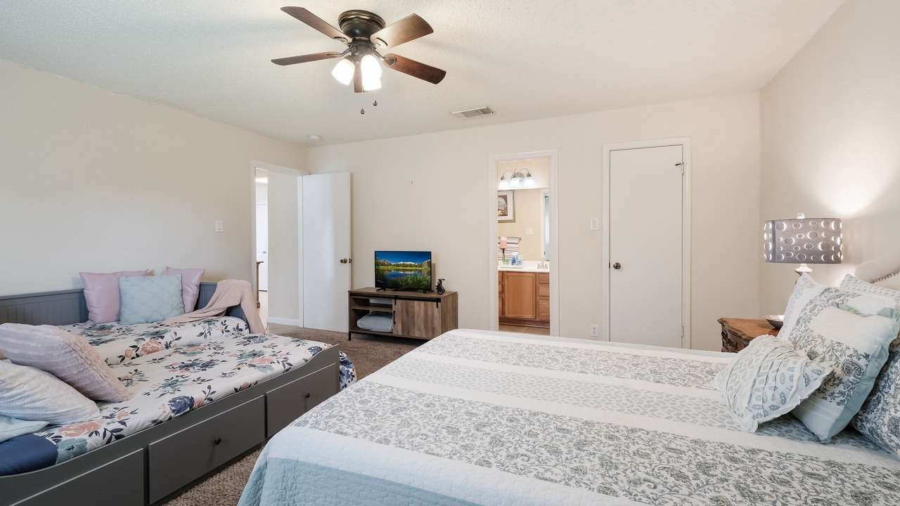 Photo of Bedroom in Northwest Crossing