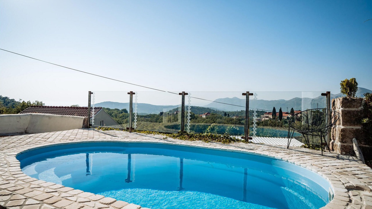 Photo of Outdoor in Popovici