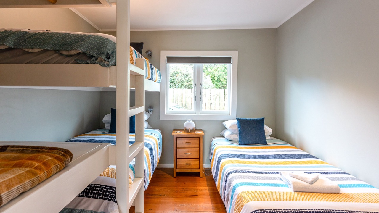 Photo of Bedroom in Onetangi