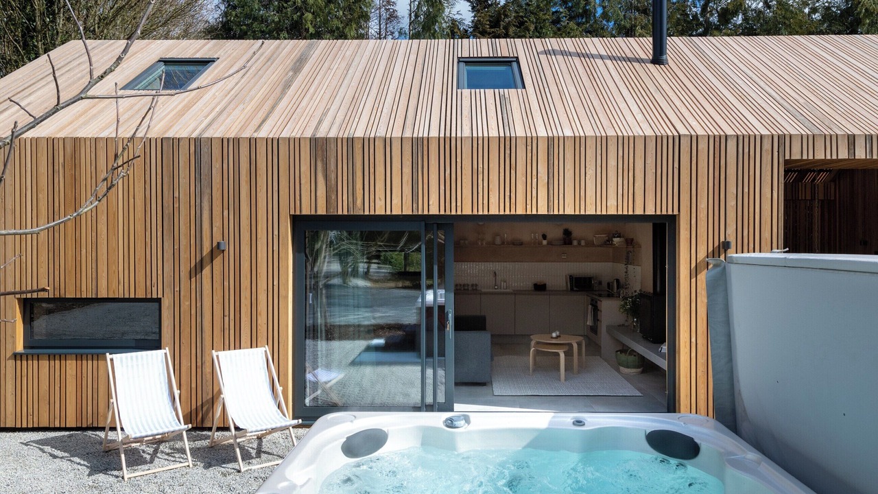 Photo of Others in Etchinghill