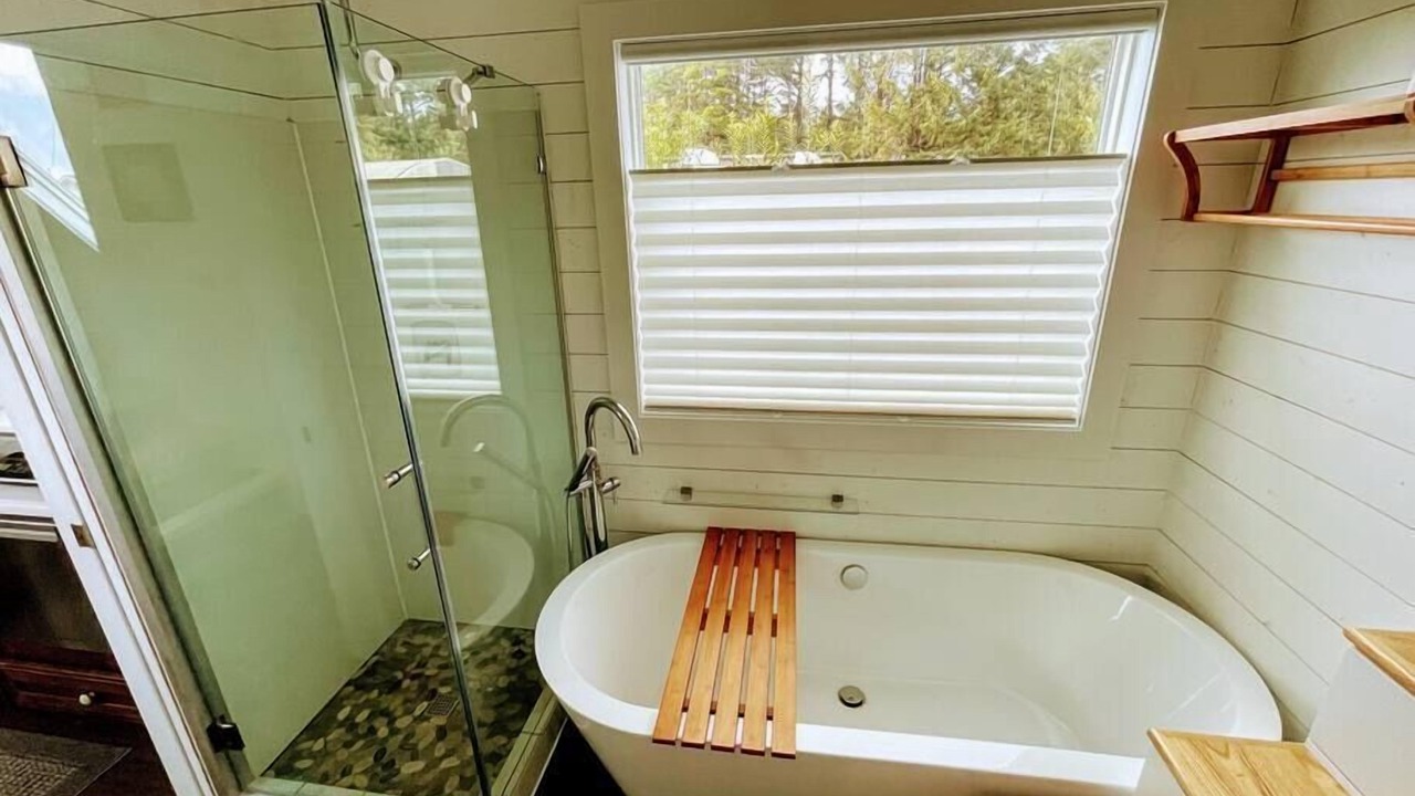 Photo of Bathroom in Waldport