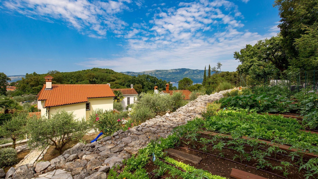 Photo of Outdoor in Porozina