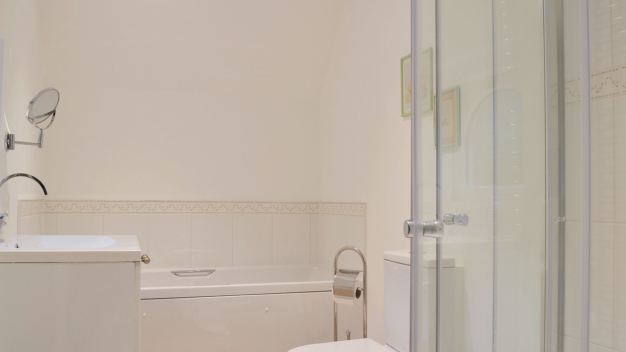 Photo of Bathroom in Troutbeck Bridge