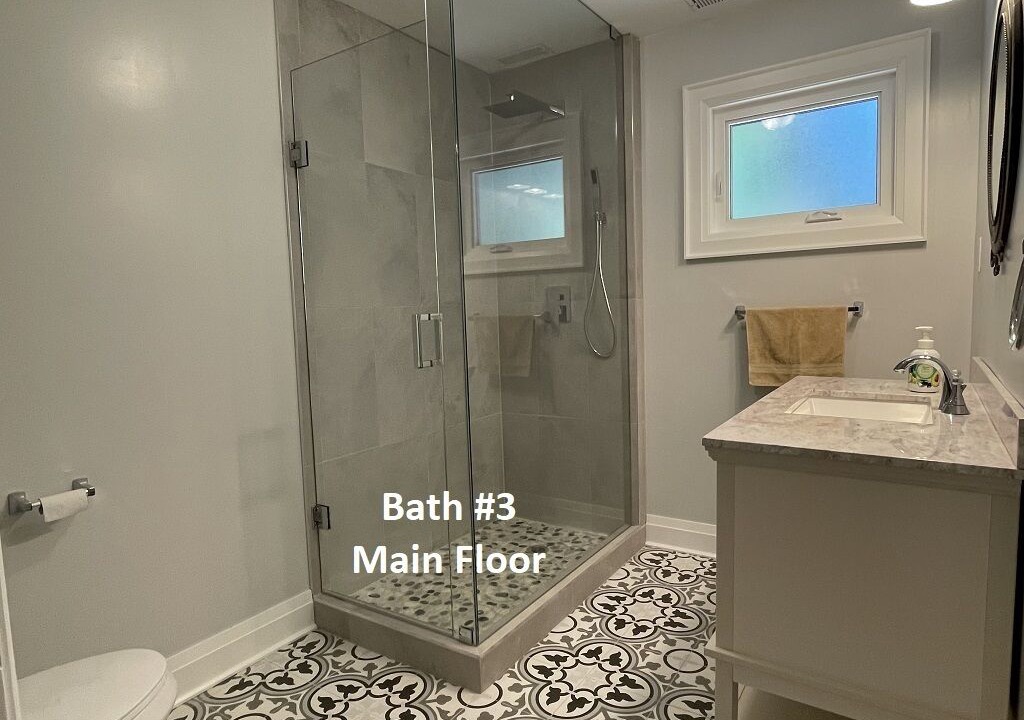 Photo of Bathroom in Gravenhurst