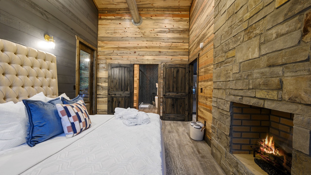 Photo of Bedroom in Golden