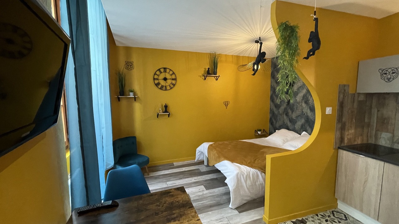 Photo of Bedroom in Romans-sur-Isere