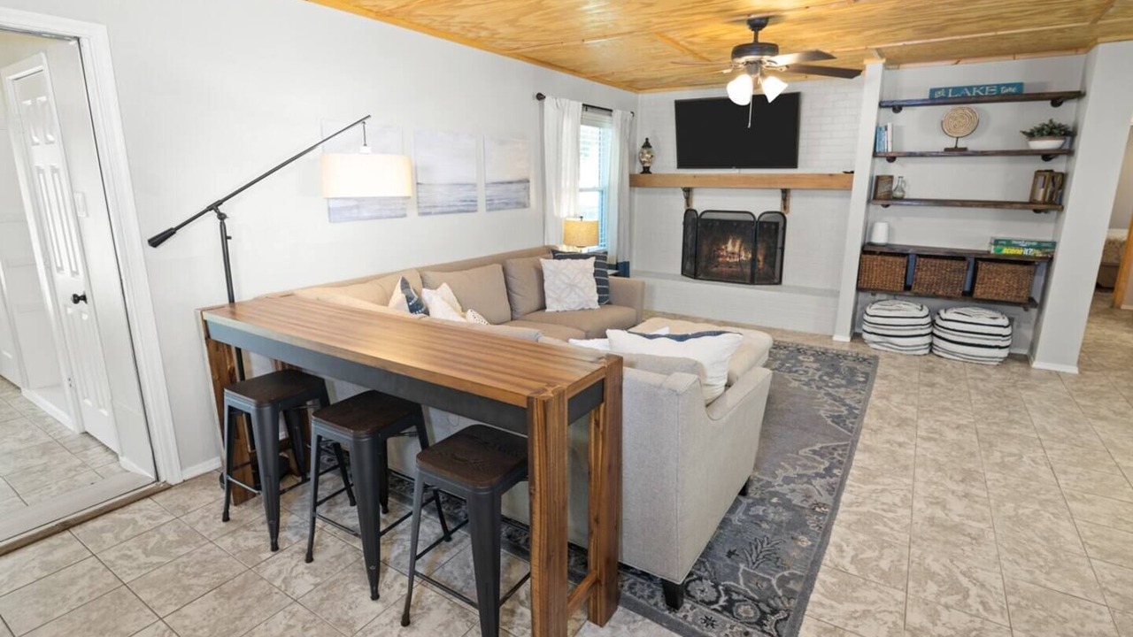 Photo of Livingroom in Chandler