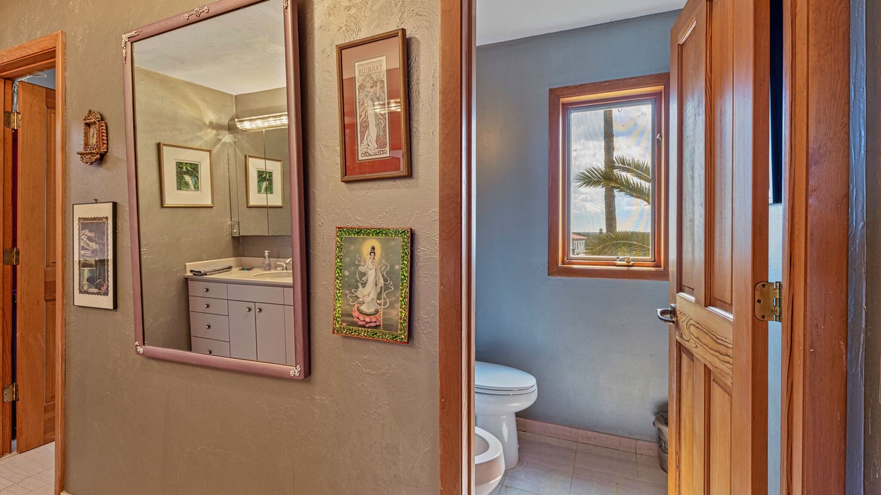 Photo of Bathroom in Butler Beach