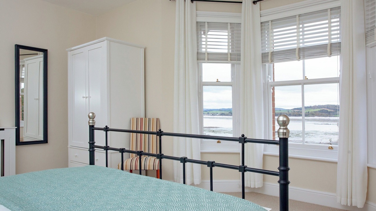 Photo of Others in Lympstone