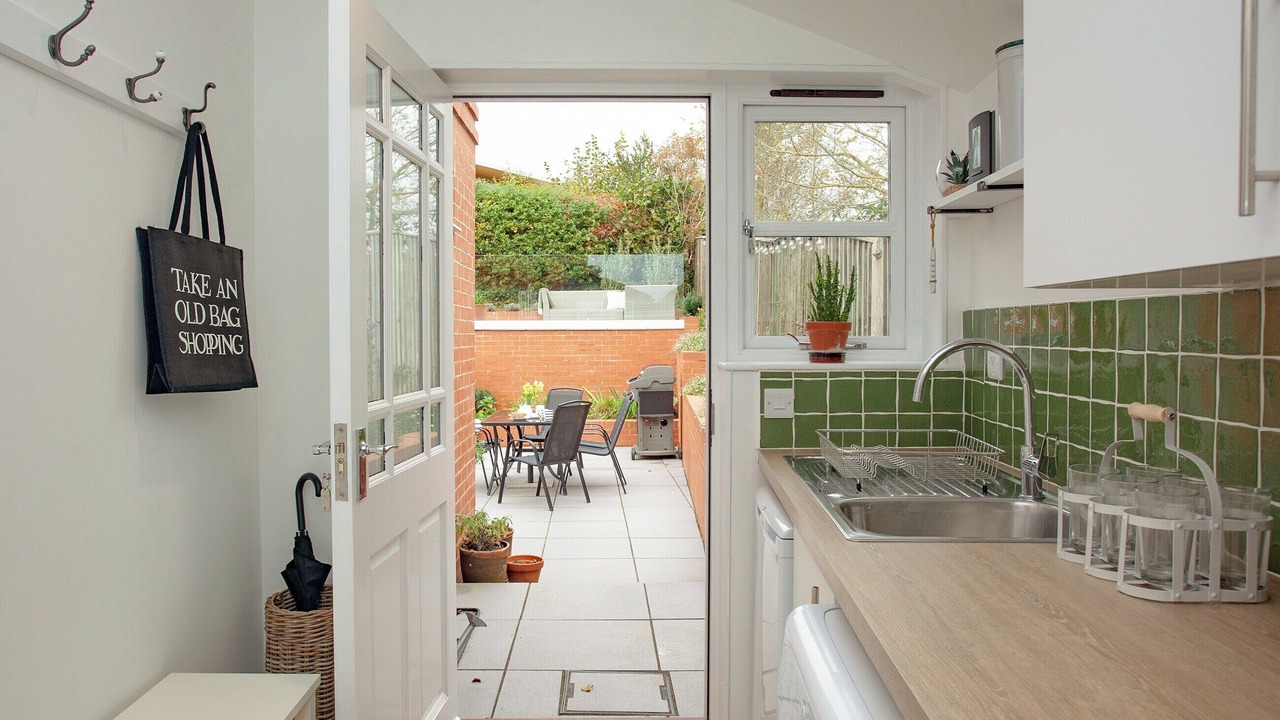 Photo of Bedroom in Lympstone