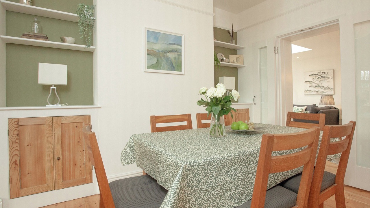 Photo of Others in Lympstone