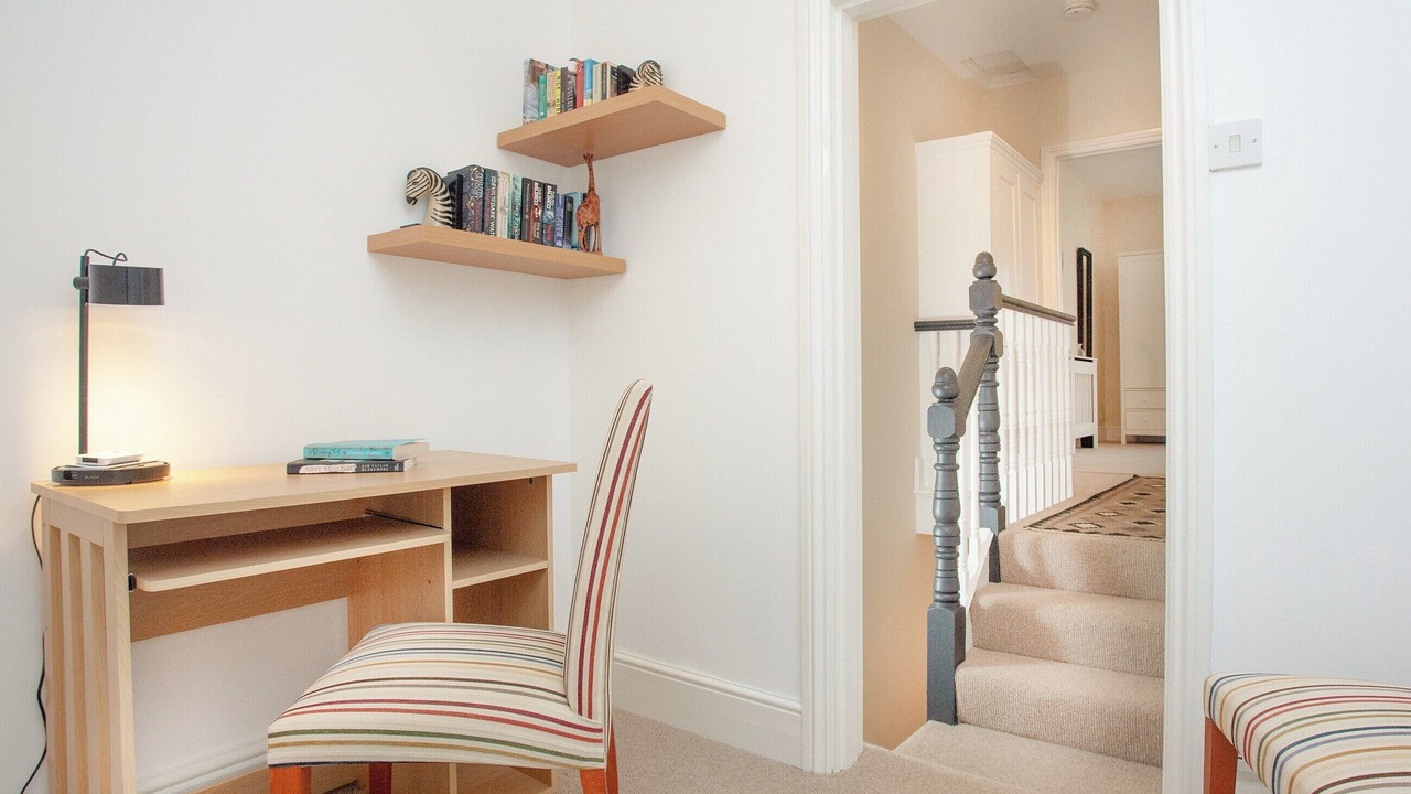 Photo of Others in Lympstone