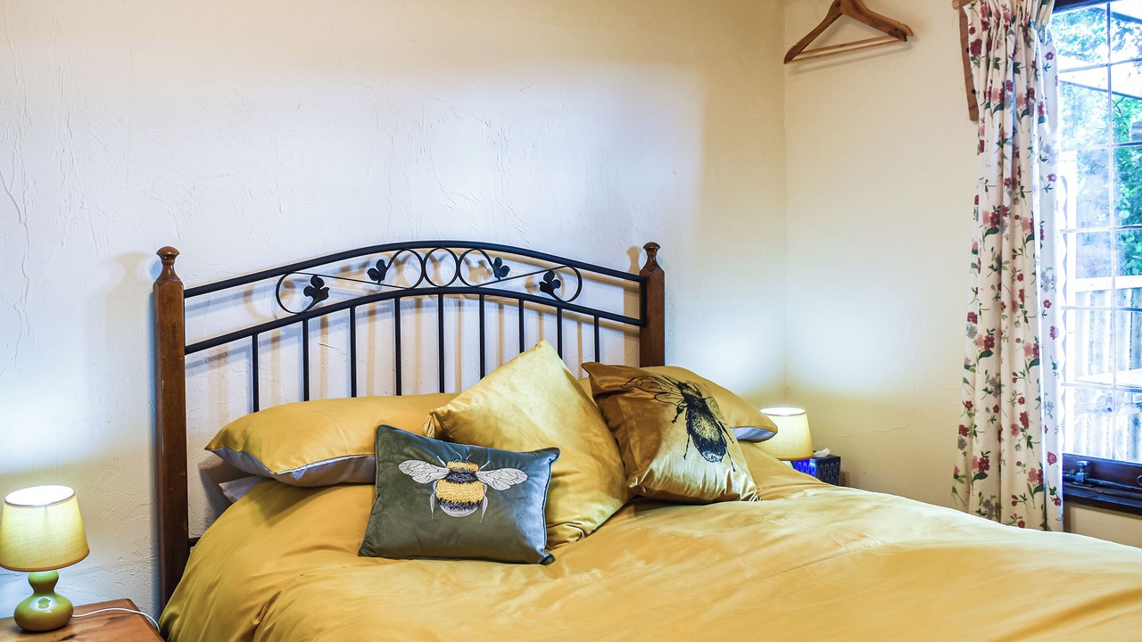 Photo of Others in Etchinghill