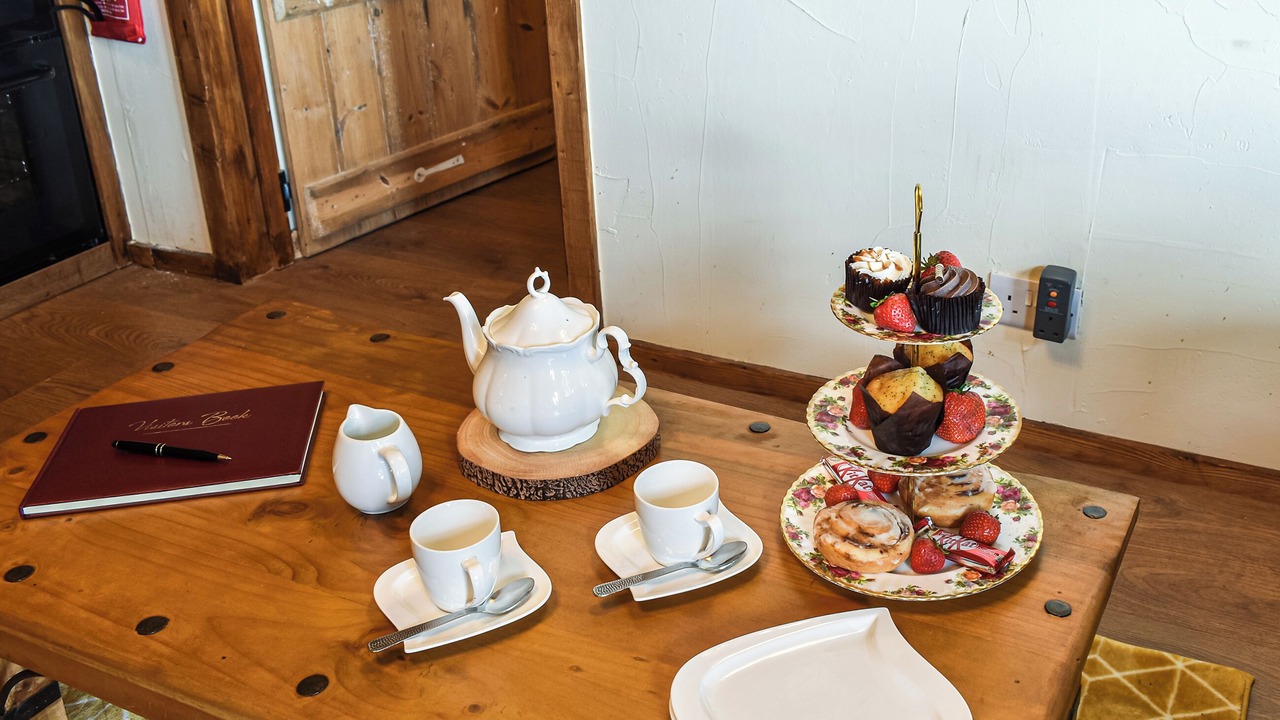 Photo of Others in Etchinghill