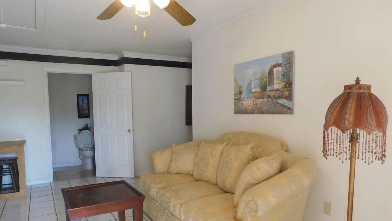 Photo of Livingroom in Midland