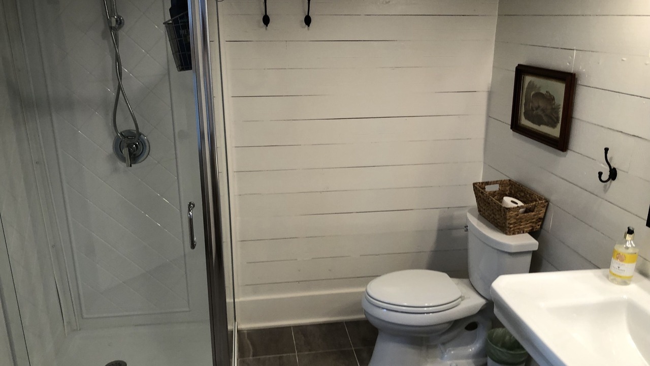 Photo of Bathroom in Shaw