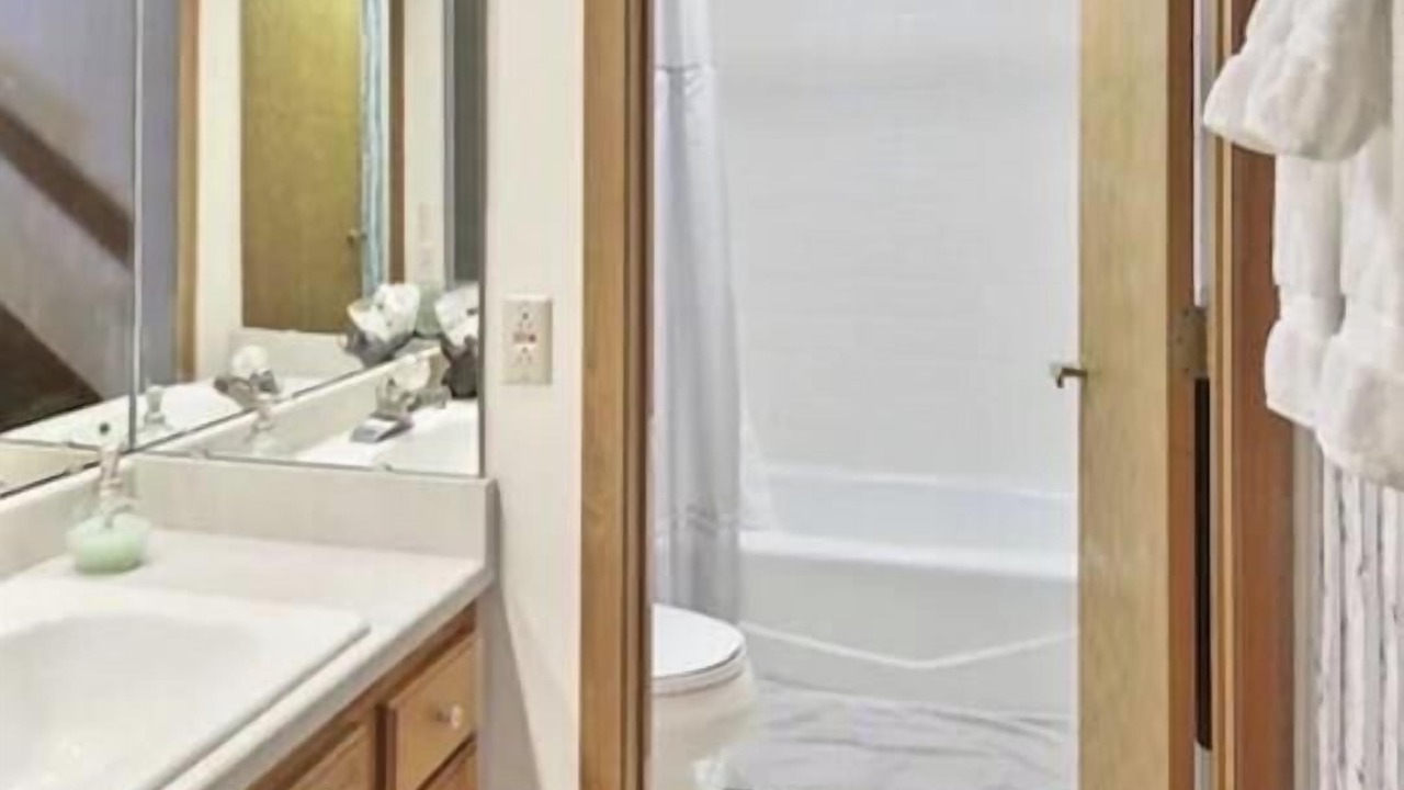 Photo of Bathroom in Two Harbors