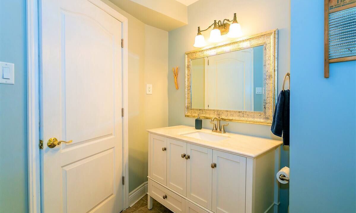 Photo of Bathroom in Highlands East