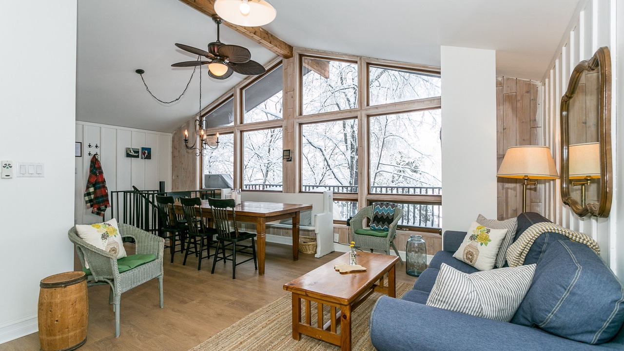 Photo of Livingroom in Highlands East