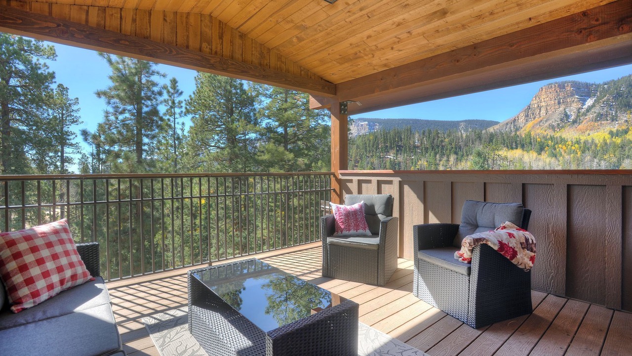 Photo of Outdoor in Columbine Lake