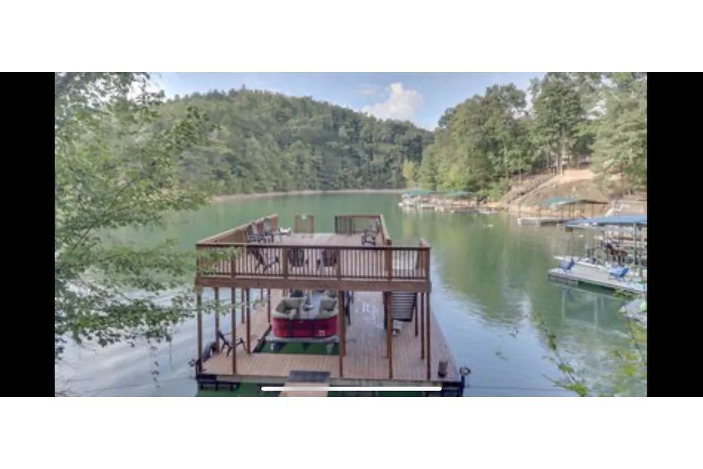 Photo of Outdoor in Lakeside Estates