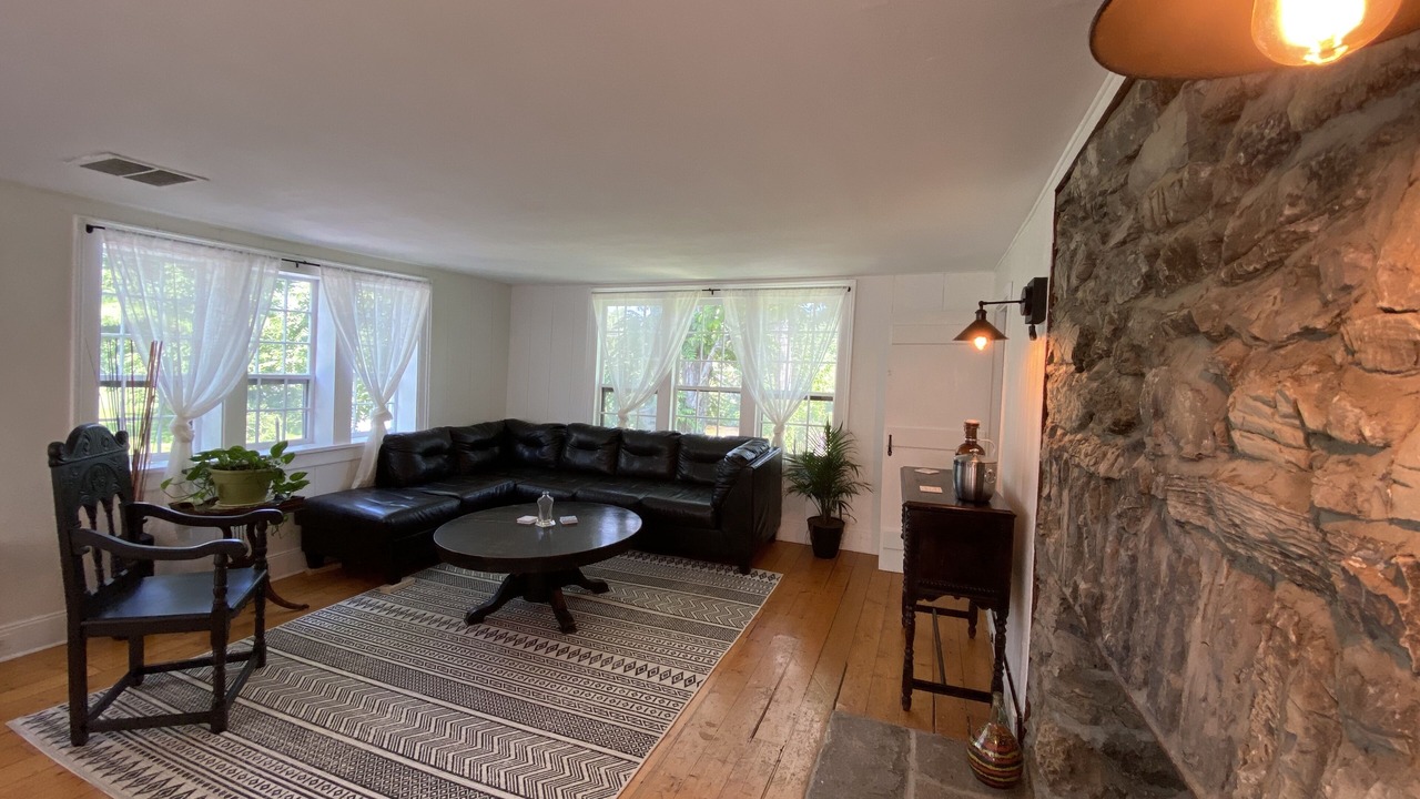 Photo of Livingroom in North Bennington