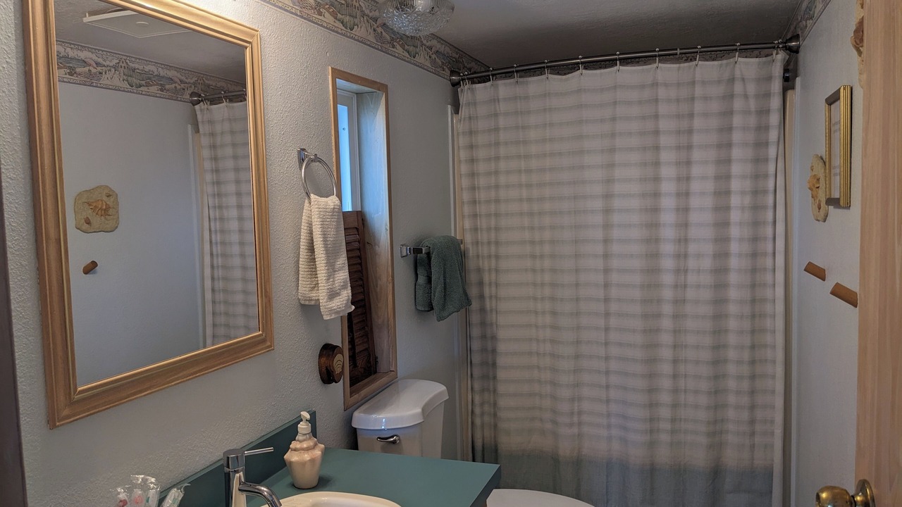 Photo of Bathroom in Grayland