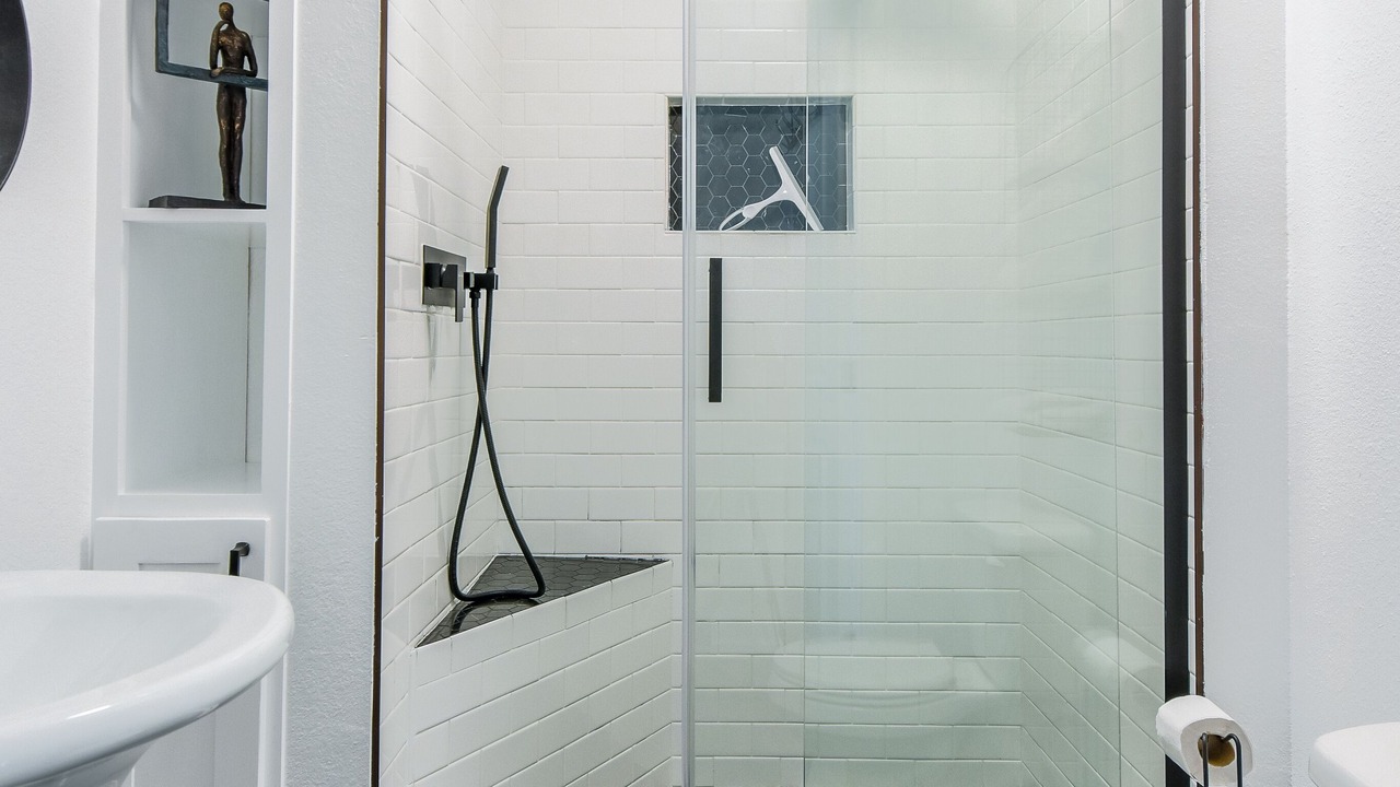 Photo of Bathroom in Yacht Harbor