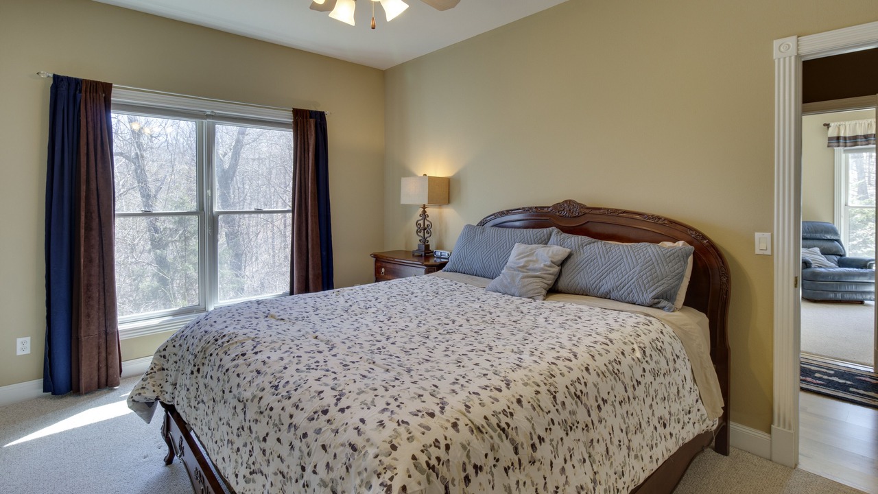 Photo of Bedroom in Flippin