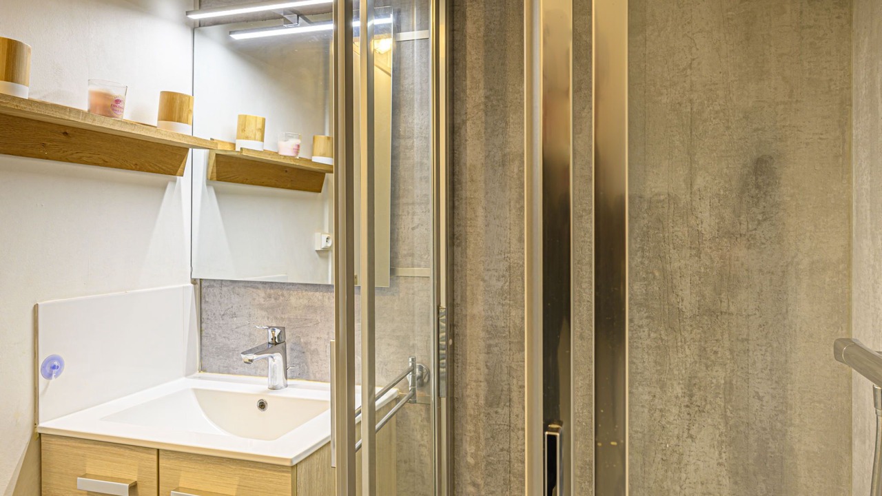 Photo of Bathroom in Carnac