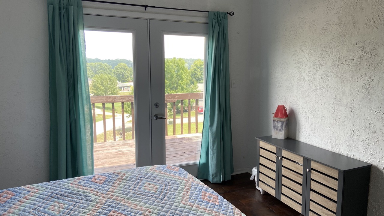 Photo of Bedroom in Holiday Island