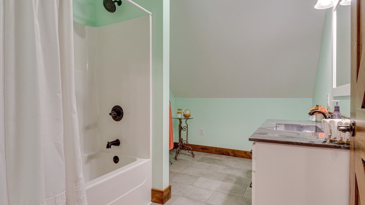 Photo of Bathroom in Huron