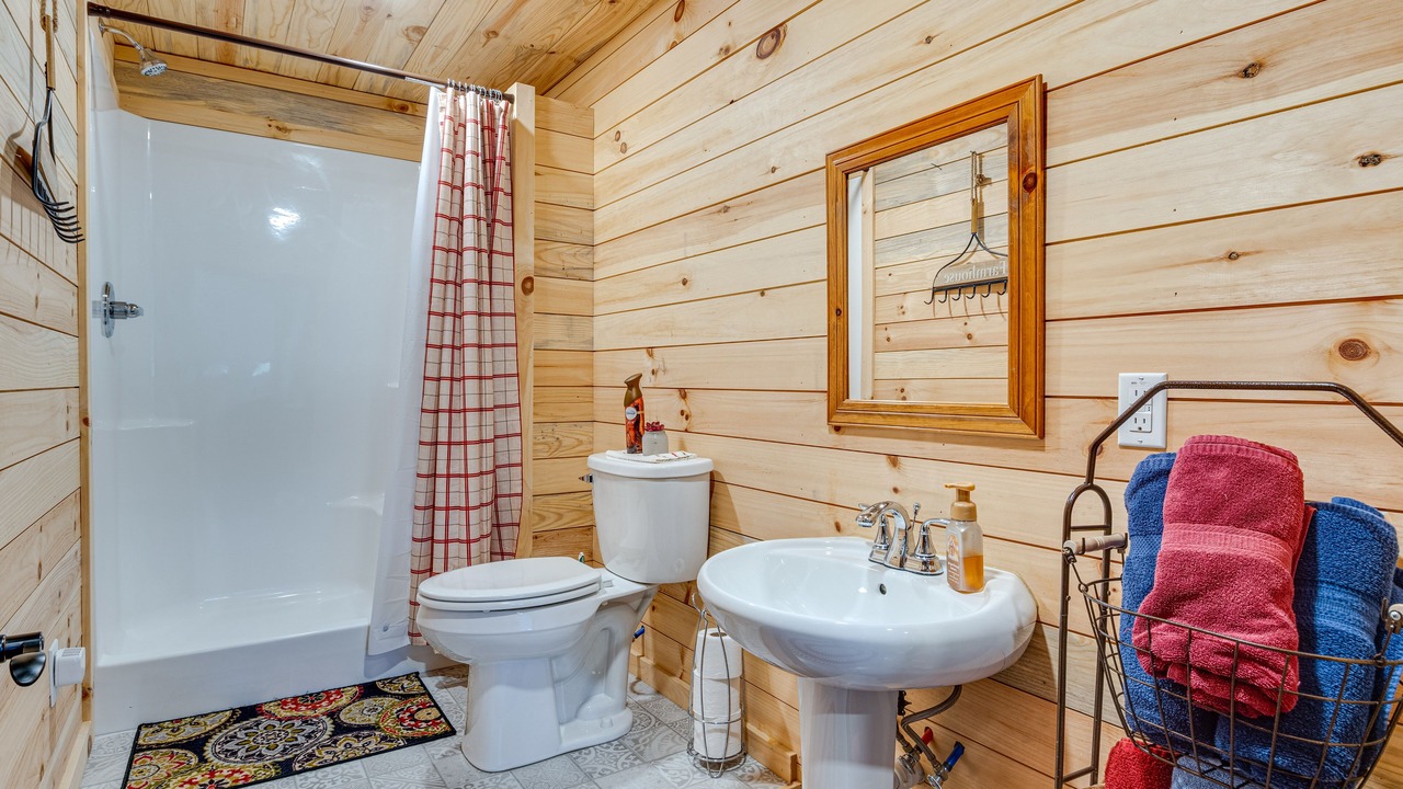 Photo of Bathroom in Huron