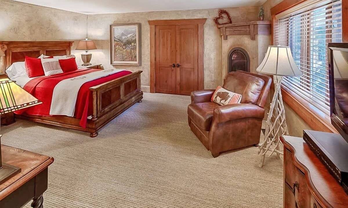 Photo of Bedroom in Sundance